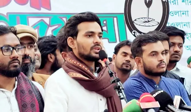 রক্ত দিয়ে হলেও কমিটমেন্ট রক্ষা করেছি: আসিফ মাহমুদ