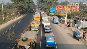 চলছে সেতুর সংস্কারকাজ, ঢাকা-চট্টগ্রাম মহাসড়কে ১৩ কিলোমিটার যানজট