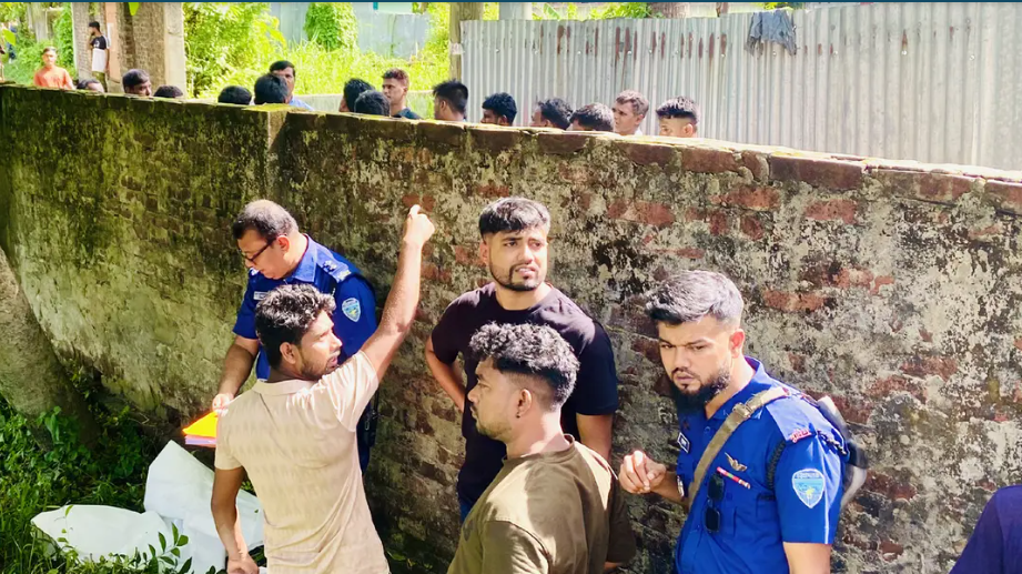 আনোয়ারায় ১৪ ঘণ্টার ব্যবধানে নারীসহ ২ জনের মরদেহ উদ্ধার